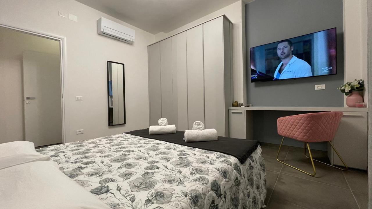 Guest House Kinga Cavour Firenze Bagian luar foto