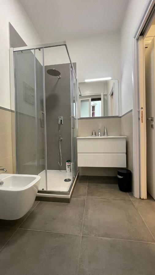 Guest House Kinga Cavour Firenze Bagian luar foto